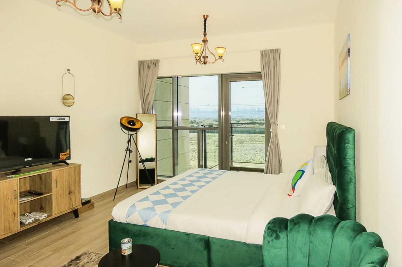 Oyo 860 Studio Apartment, Maya Tower 4, Jumeirah Village Triangle 迪拜 外观 照片