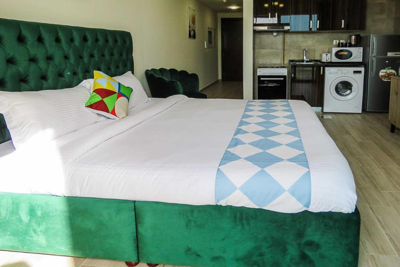 Oyo 860 Studio Apartment, Maya Tower 4, Jumeirah Village Triangle 迪拜 外观 照片